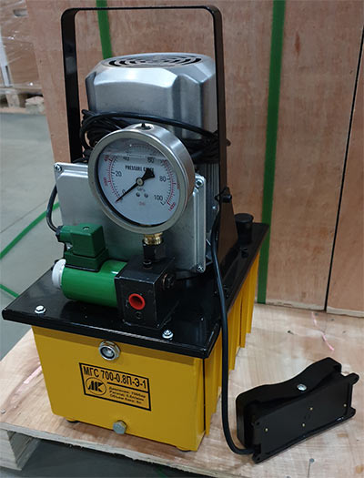 Мини маслостанция МГС 700-0.8П-Э-1 (0.8 л/мин, 700бар, 220В)