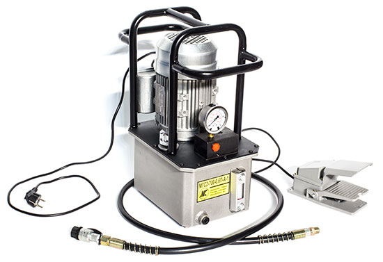 Маслостанция с педалью МГС2-700-0.6П-А-1 (0.6 л/мин, 700бар, 220В)