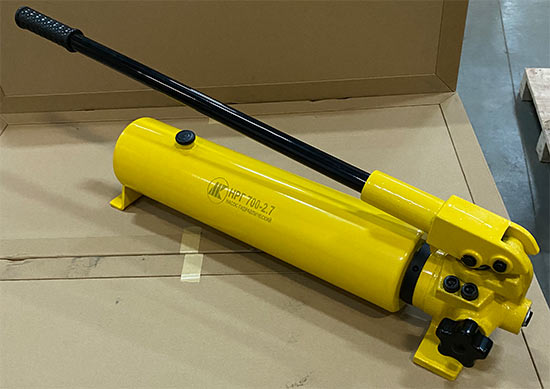 Насос ручной гидравлический НРГ 700-2.7 без РВД